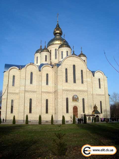 Свято-Михайловский Собор г. Черкассы